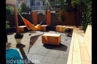 Maatwerk houten tuinmeubels