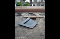 Strakke vijver met vlonder