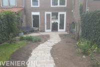 Tuinpad met straatwerk in wildverband