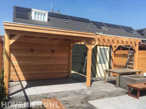 Houten overkapping met pergola