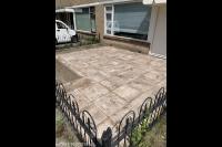 Voortuin bestraten met keramische tegels