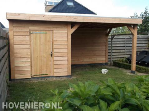 Houten overkapping met berging