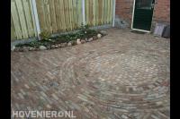 Bestrating met verschillende patronen