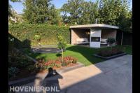 Gazon met ingebouwde trampoline