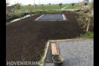 Trampoline ingraven en gras zaaien