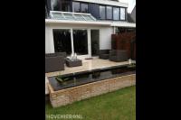 Terras met loungeset