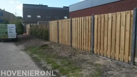 Hout beton schutting