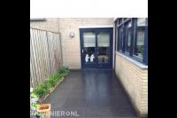 Bestrating van keramische tegels