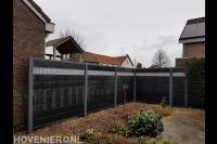 Composiet schutting plaatsen