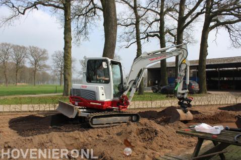 Grondwerk met minigraver