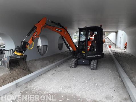 Grondwerk onder viaduct