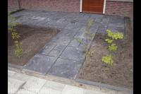 Voortuin bestraten met betontegels