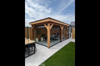 Overkapping inclusief glas.