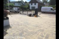 Voortuin bestraten met klinkers in waalformaat