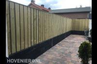 Houten schutting plaatsen