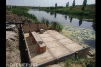 Keerwanden plaatsen voor terras aan het water 1