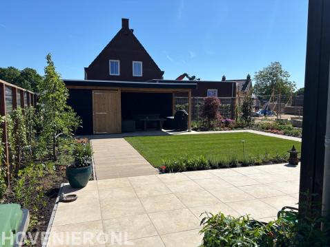 Nieuwbouw tuin aanleg in Hoeven