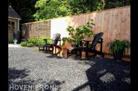 Terras omgeven door kiezels