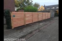 Houten schutting plaatsen
