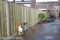 Hout beton schutting