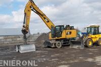 Grote kraan en shovel van Baarda Verhuur