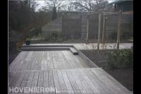 Vlonder langs waterkant