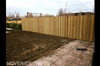 Houten schutting plaatsen