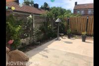 Achtertuin aanleggen met nieuwe bestrating en beplanting 2