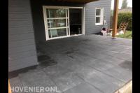 Straatwerk onder overkapping