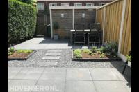Tuinaanleg met bestrating, split en nieuwe beplanting