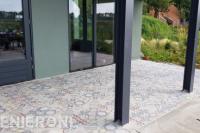 Straatwerk van mozaïektegels