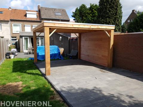 Houten overkapping plaatsen