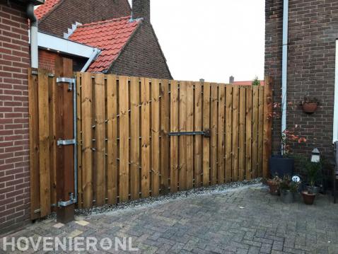 Houten tuinpoort