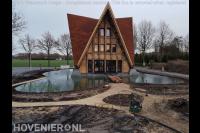 Creatieve tuin met vijver