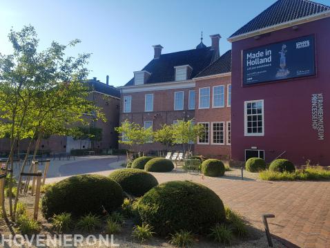 Tuin aanleggen bij Keramiekmuseum Princessehof te Leeuwarden
