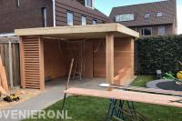 Houten veranda bouwen