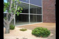 Kantoortuin met houten vlonder