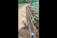 Sleuf graven voor riolering