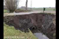 Grondwerk voor oprit over sloot 2