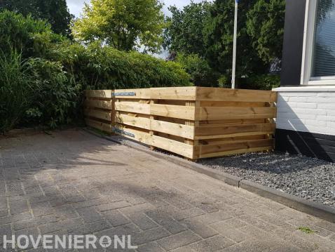 Maatwerk houten hek met poort