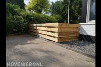 Maatwerk houten hek met poort