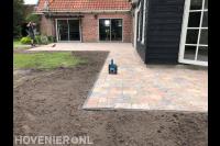 Tuin bestraten met klassieke stenen