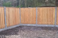 Hout beton schutting