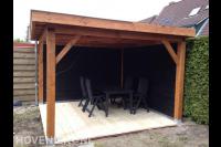 Houten overkapping met vlonder