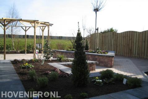 Houten pergola en schutting