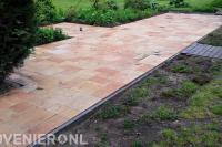 Sierbestrating in wildverband