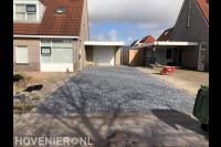 Oprit bestraten met betonklinkers