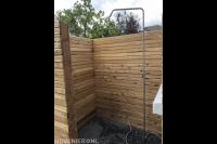 Buitendouche in stadstuin