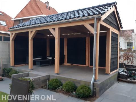 Huiselijke veranda