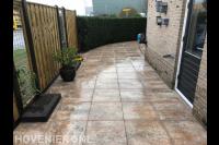 Tuin bestraten met natuursteen tegels 1
